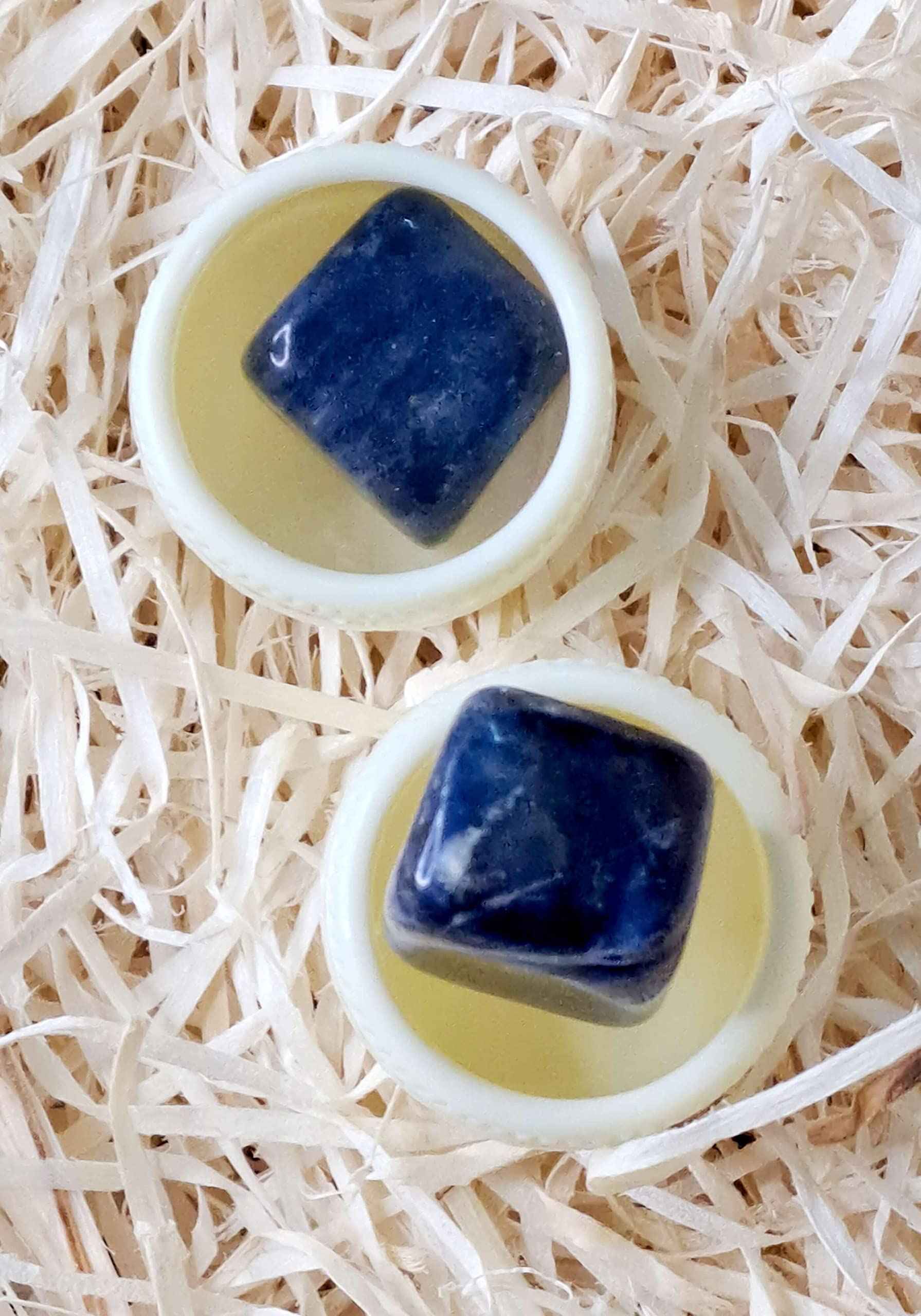 Natural AAA Grade Tumble Pebbles Stones for Reiki Healing Home Decoration and Vastu Correction Love Relationship and Financial Abundance, Wealth, Will Power and Prosperity