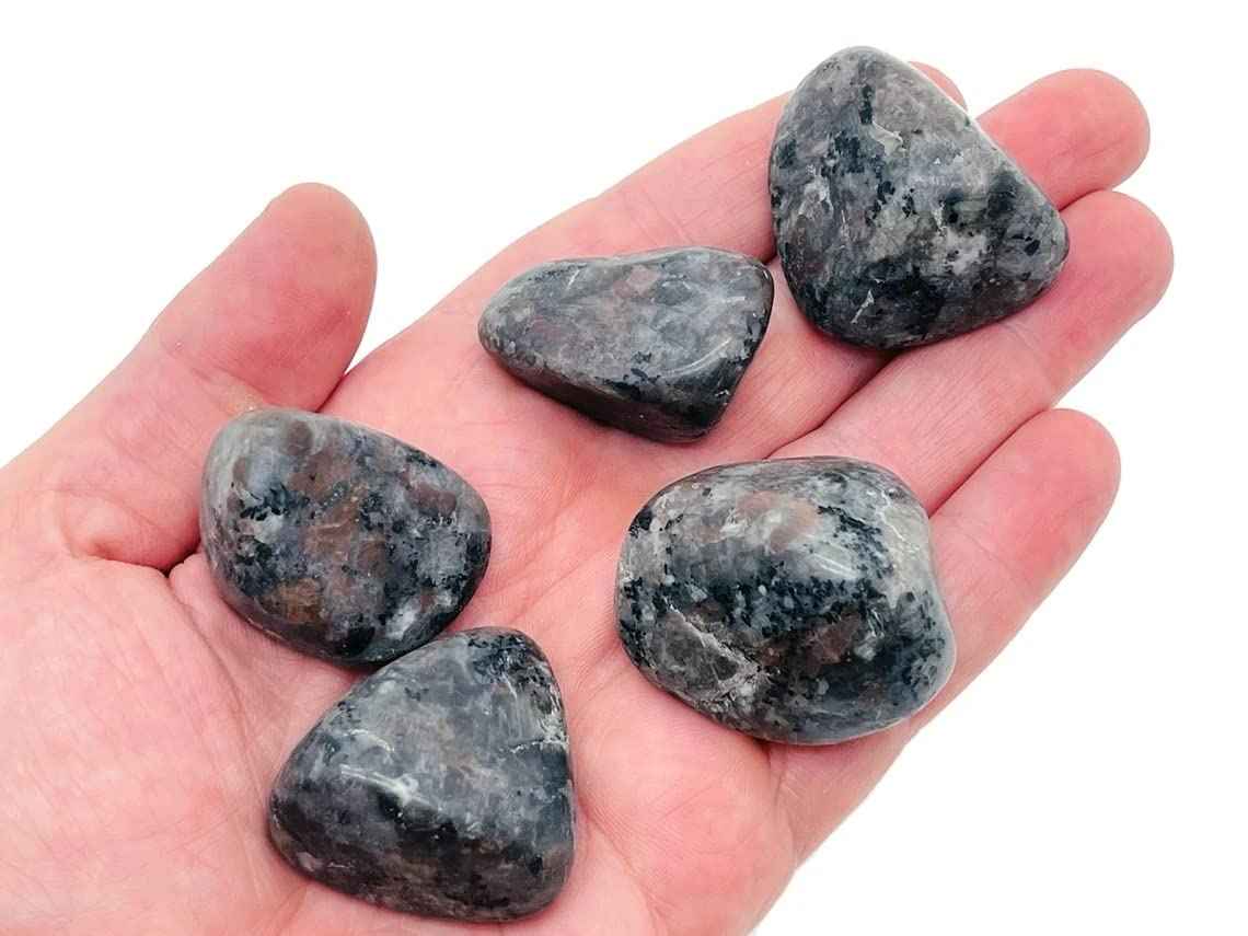 Natural AAA Grade Tumble Pebbles Stones for Reiki Healing Home Decoration and Vastu Correction Love Relationship and Financial Abundance, Wealth, Will Power and Prosperity