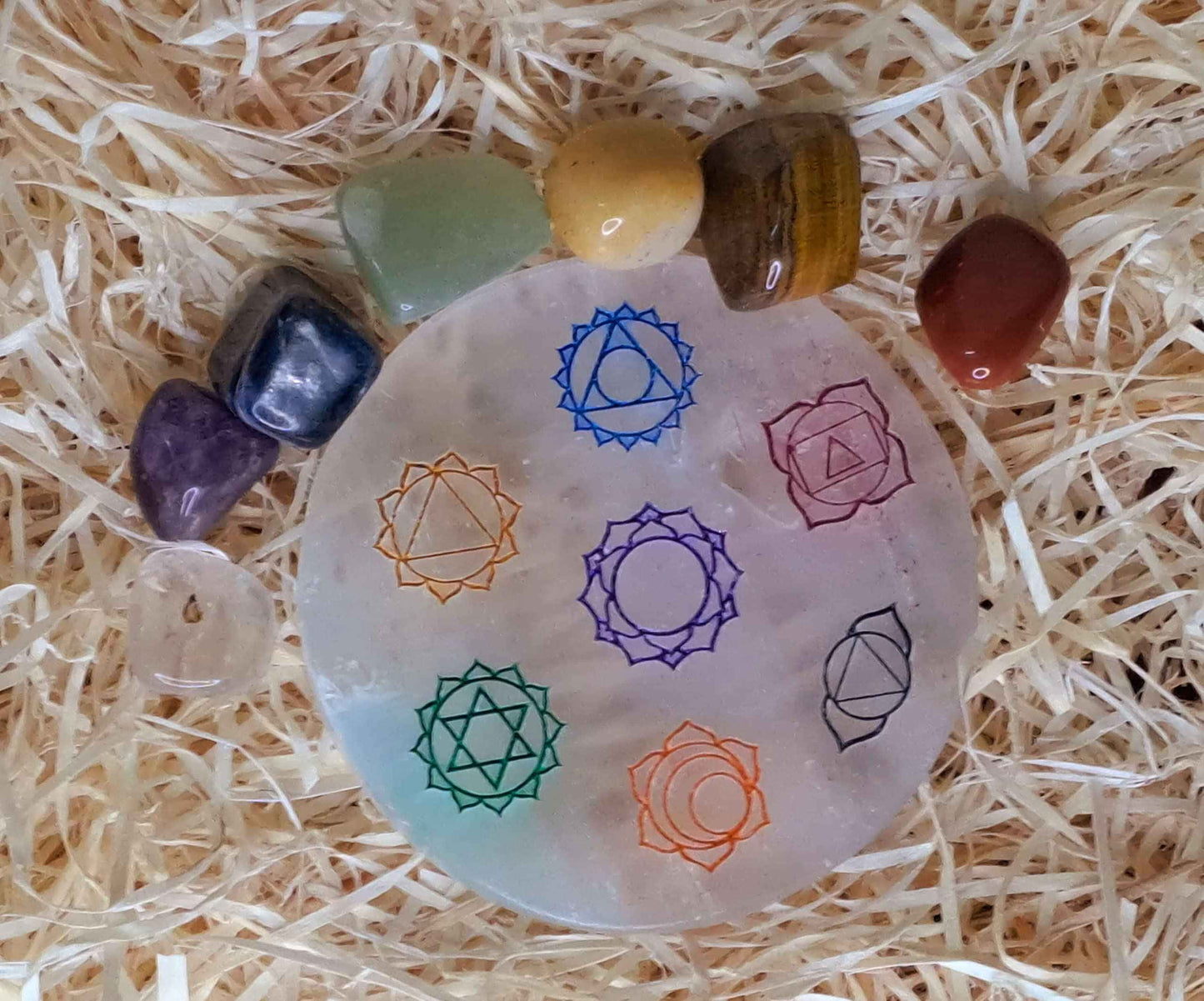 7 Chakra Healing Stone Set with Chakra Selenite Charging Disc - AAA Grade Meditation & Healing Kit