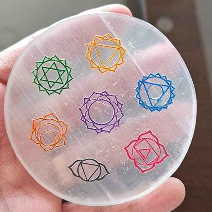 Divinity Crystals 7 Chakra Healing Crystal Kit with Selenite Charging Disc for Meditation, Good Luck, Prosperity, and Abundance